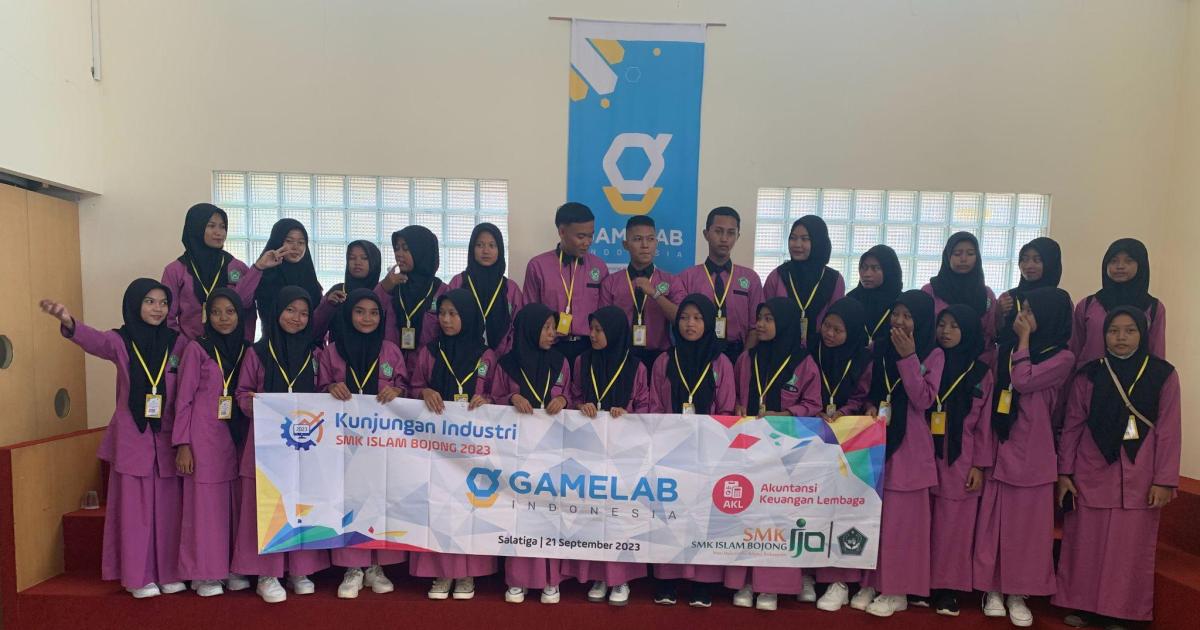 Kunjungan Industri SMK Islam Bojong - GAMELAB