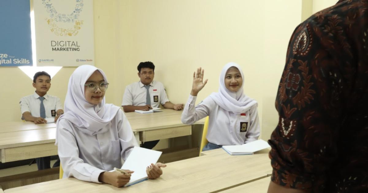 Praktek Kerja Lapangan SMK - Gamelab.ID